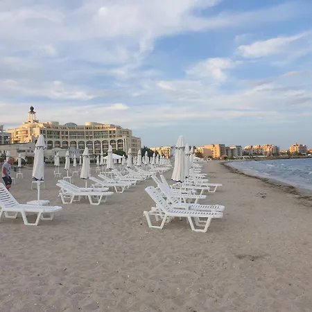 Апартаменты Sunset C4-17 *