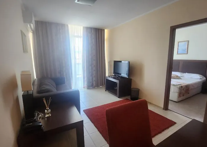 Sunset C4-17 公寓 *